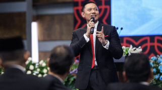 ddalam acara Jam Pimpinan (Jajaran Pimpinan), Menteri Koordinator Bidang Infrastruktur dan Pembangunan Kewilayahan, Agus Harimurti Yudhoyono (Menko AHY), menegaskan pentingnya kolaborasi lintas sektoral dan perhatian terhadap detail dalam upaya mencapai pembangunan yang berkelanjutan, Jakarta, Sabtu (16/11/2024). Foto. Humas Kemenko Inffrastruktur RI.