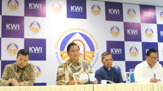 Ketua Panitia Natal Nasional 2024, Thomas Djiwandono, (dua dari kiri). /Foto Istimewa/InfoPublik