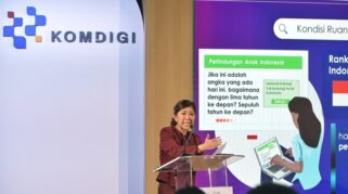 Menkomdigi Meutya Hafid dalam peringatan Hari Keamanan Berinternet 2025 di Kantor Kemkomdigi, Jakarta (Amiri Yandi/Indonesia.go.id)