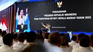 Presiden Prabowo Subianto resmi menutup Retret Kepala Daerah dan Wakil Kepala Daerah Tahun 2025 yang berlangsung selama delapan hari di Kompleks Akademi Militer (Akmil) Magelang, pada Jumat (28/2/2025). Foto: Muchlis Jr - Biro Pers Sekretariat Presiden