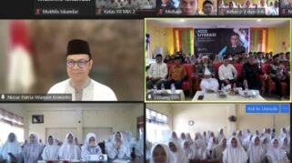 Wamenkominfo Nezar Patria dalam Seminar Literasi Digital HUT ke-36 Dayah Jeumala Amal yang berlangsung daring (Humas Kominfo)