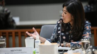 Menteri Komunikasi dan Digital, Meutya Hafid Menteri Komunikasi dan Digital Meutya Hafid menegaskan bahwa langkah pemblokiran lebih dari 23 ribu rekening judi online merupakan bagian dari komitmen pemerintah untuk memberantas judi online yang sangat merugikan masyarakat. (Foto: Dok. Humas Kemkomdigi)