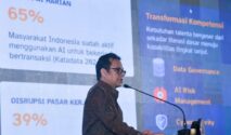 Wamenkomdigi Nezar Patria menyampaikan visionary speech dalam OJK Financial Innovation Day (Digination Day) Tahun 2026 di The Ritz Carlton, Mega Kuningan, Jakarta. (foto: Humas Kemkomdigi)